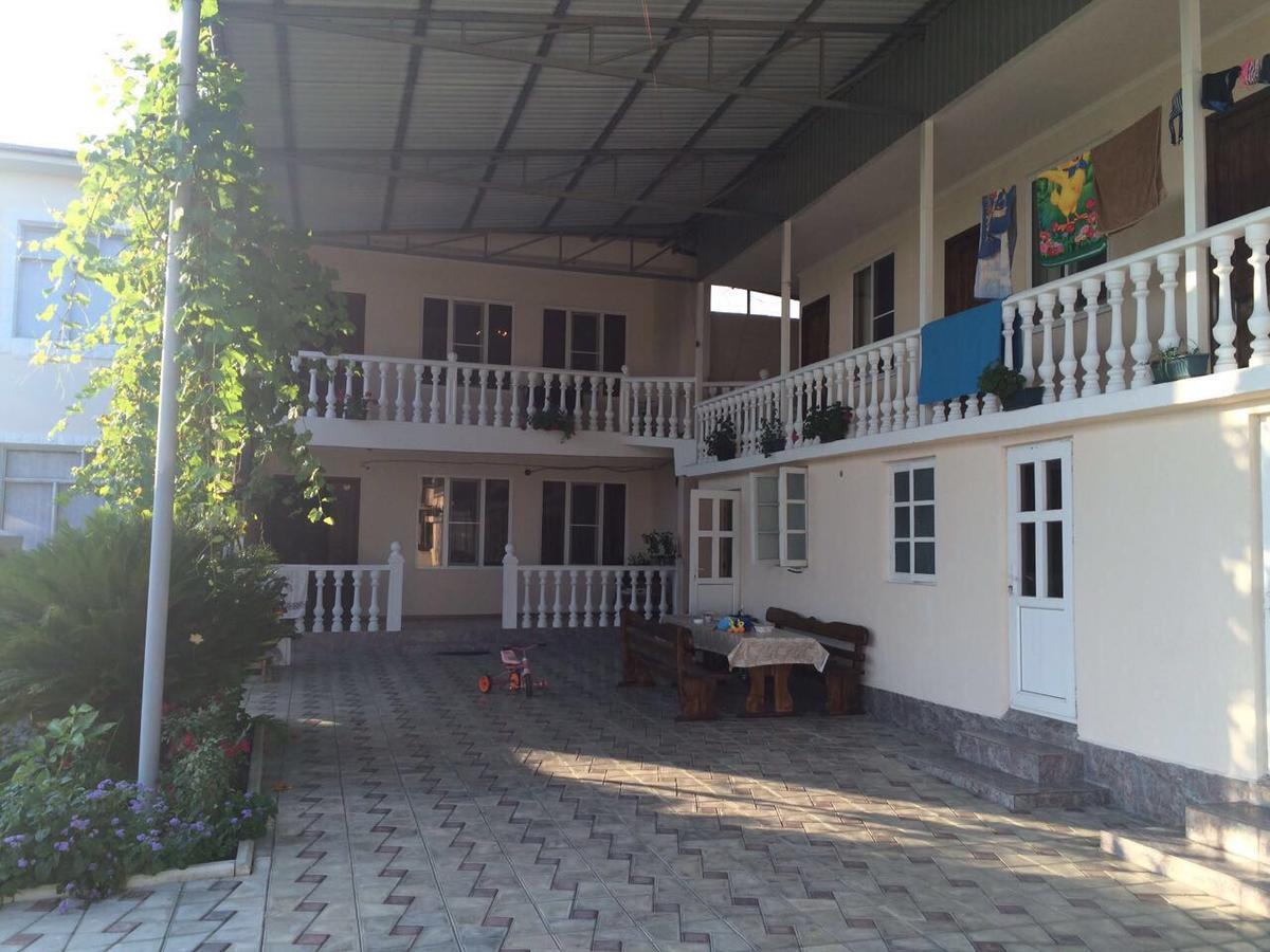 Guest House Liel Suhumi Exterior foto